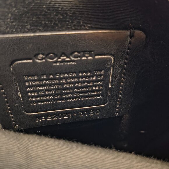 Coach Men’s Leather Sling Backpack Crossbody Bag Black Brown Stripe - Picture 3 of 5